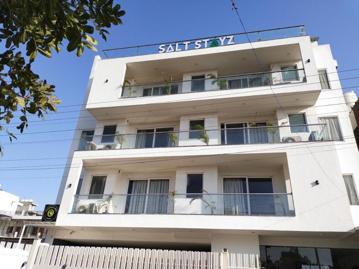 Saltstayz Sector 52 - Ardee City Mall Gurgaon Dış mekan fotoğraf